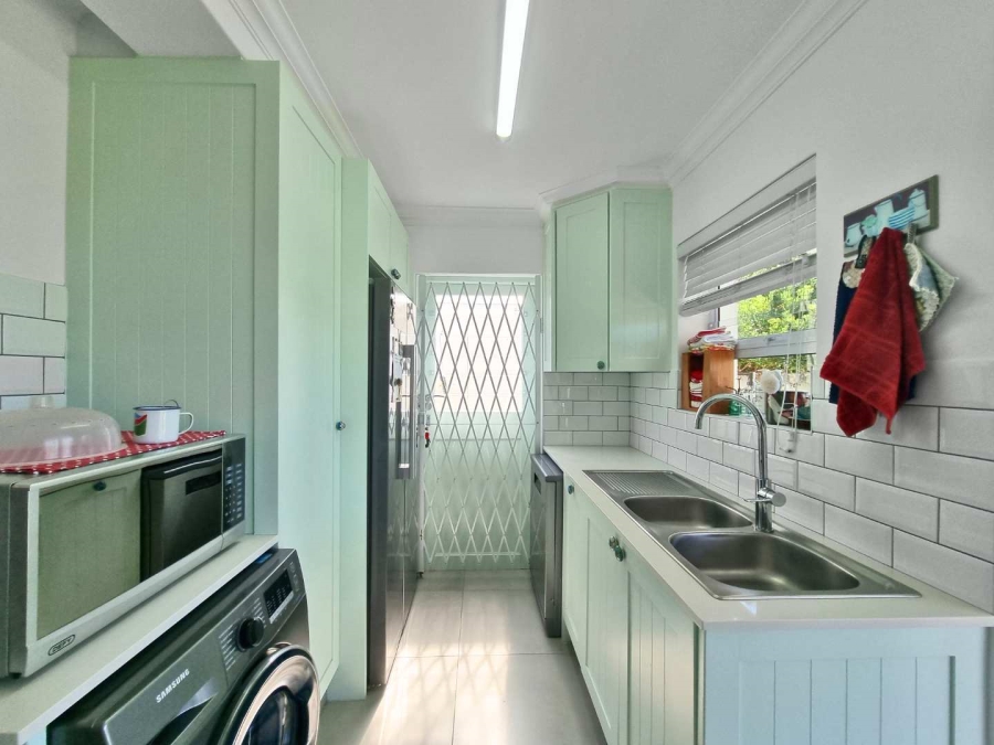 3 Bedroom Property for Sale in Westcliff Western Cape